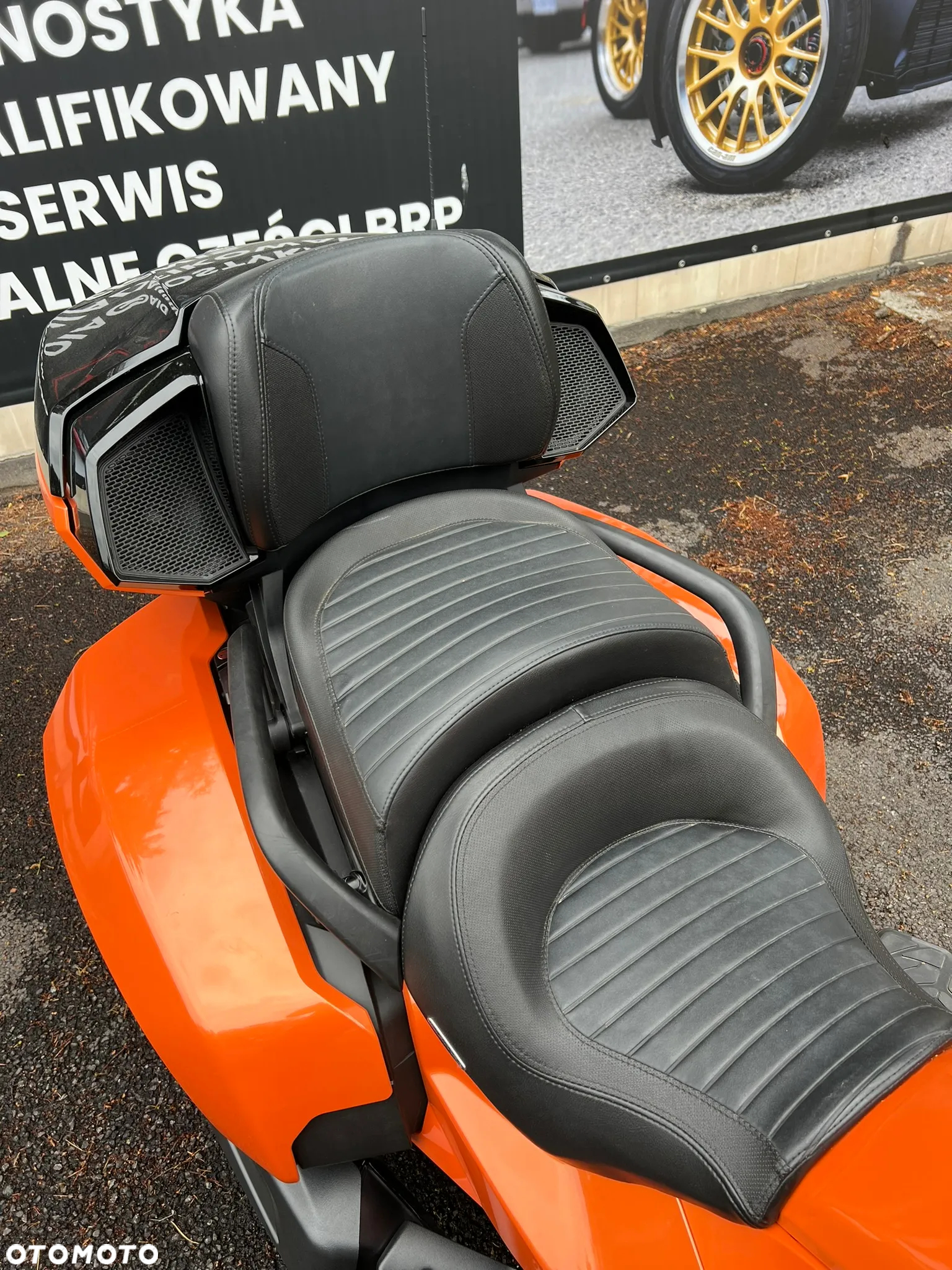 Can-Am Spyder - 10