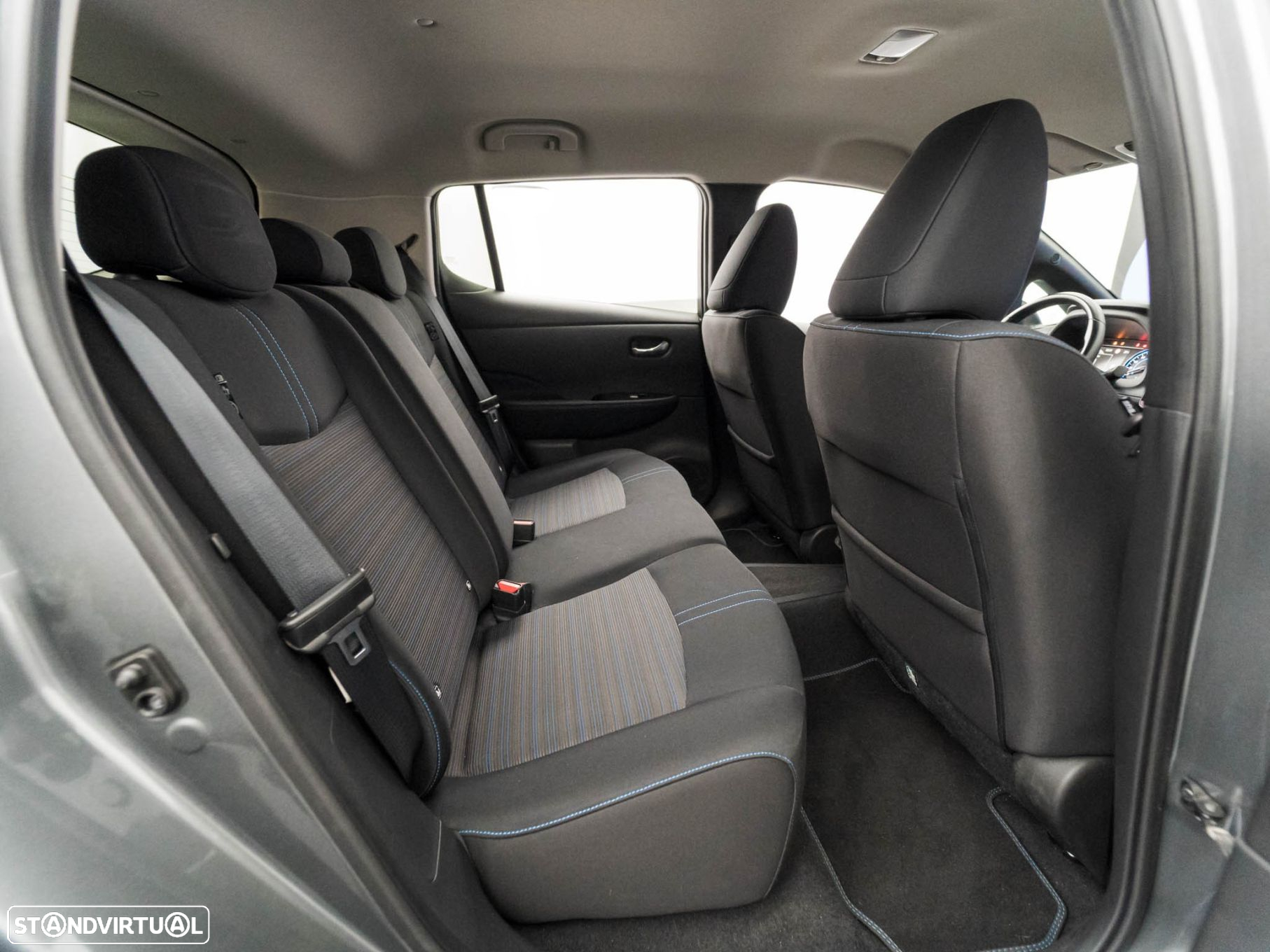 Nissan Leaf N-Connecta - 35