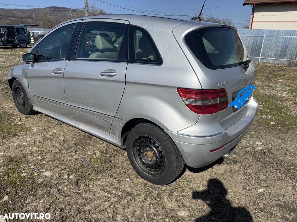 Dezmembrari Dezmembrez Piese piesa Dez auto Mercedes B 200 Class 2000 cmc diesel an 2008 euro 4 - 3