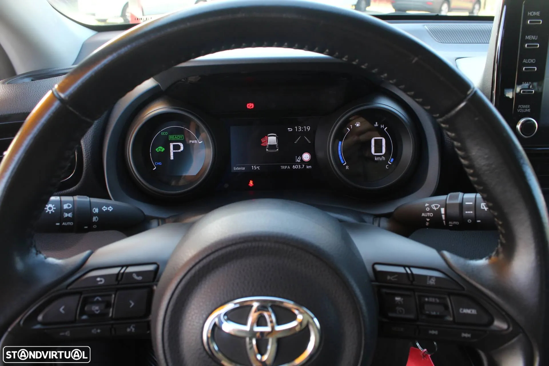 Toyota Yaris 1.5 HDF Exclusive - 9