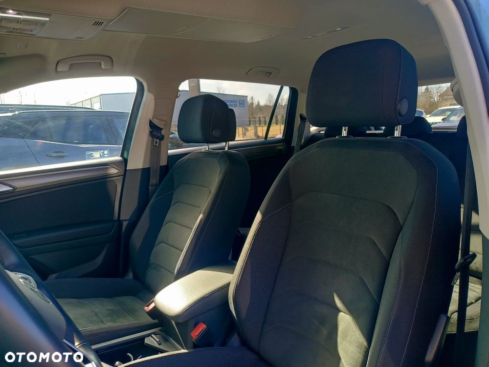 Volkswagen Tiguan 2.0 TDI SCR 4Mot Elegance DSG - 9
