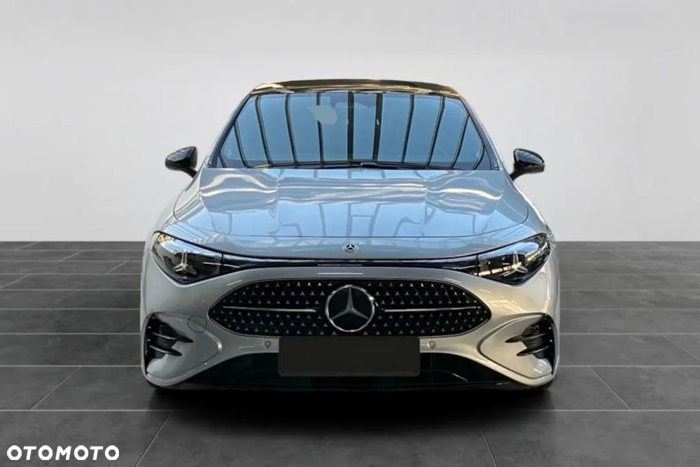 Mercedes-Benz CLA 200 mHEV 8G-DCT - 11