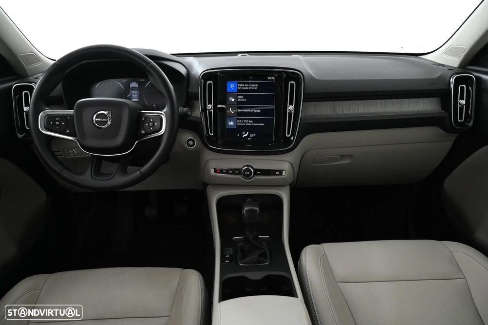 Volvo XC 40 2.0 D3 - 4