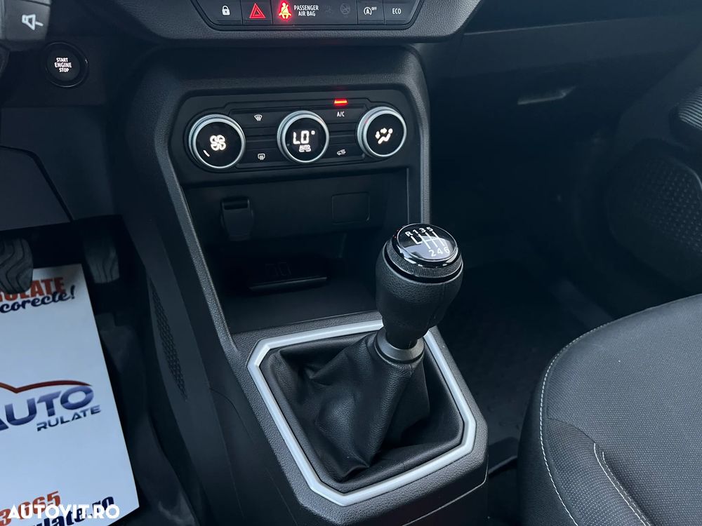 DACIA Logan 2024 — imagine 12