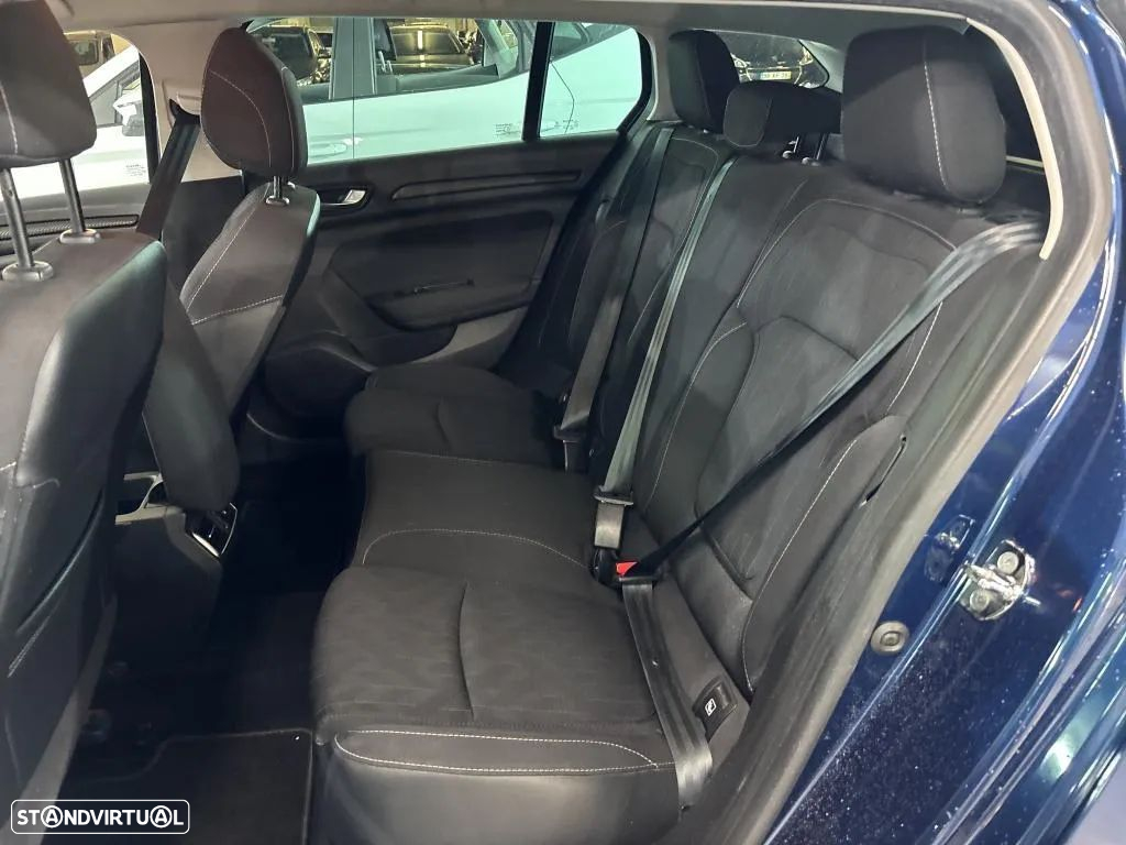 Renault Mégane Sport Tourer 1.5 Blue dCi Limited - 4