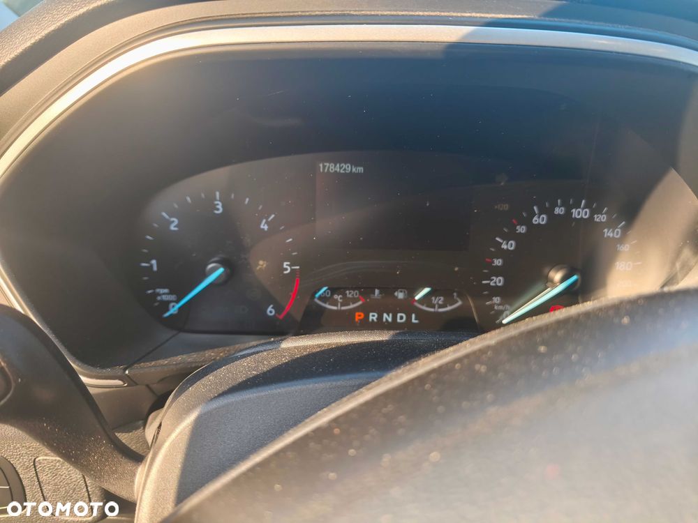 Ford Focus - 8
