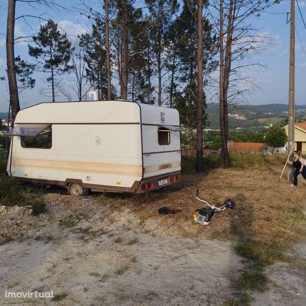 Vendo terreno rústico em área urbana - Grande imagem: 4/4