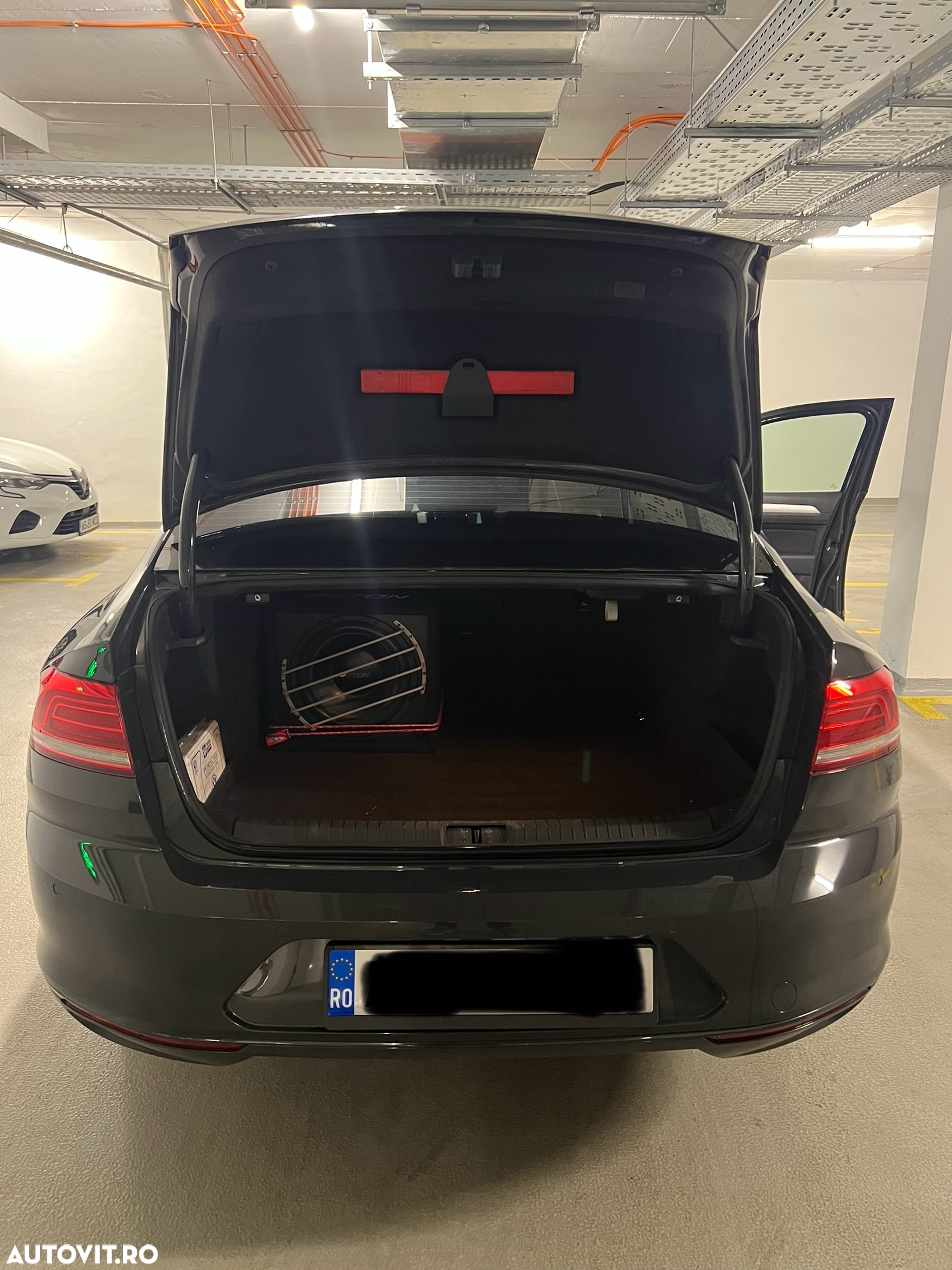 Volkswagen Passat 2.0 TDI Comfortline - 7