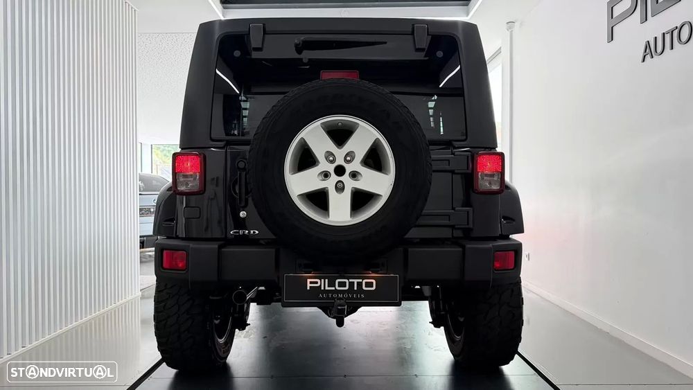 Jeep Wrangler Unlimited 2.8 CRD Sahara AT - 9