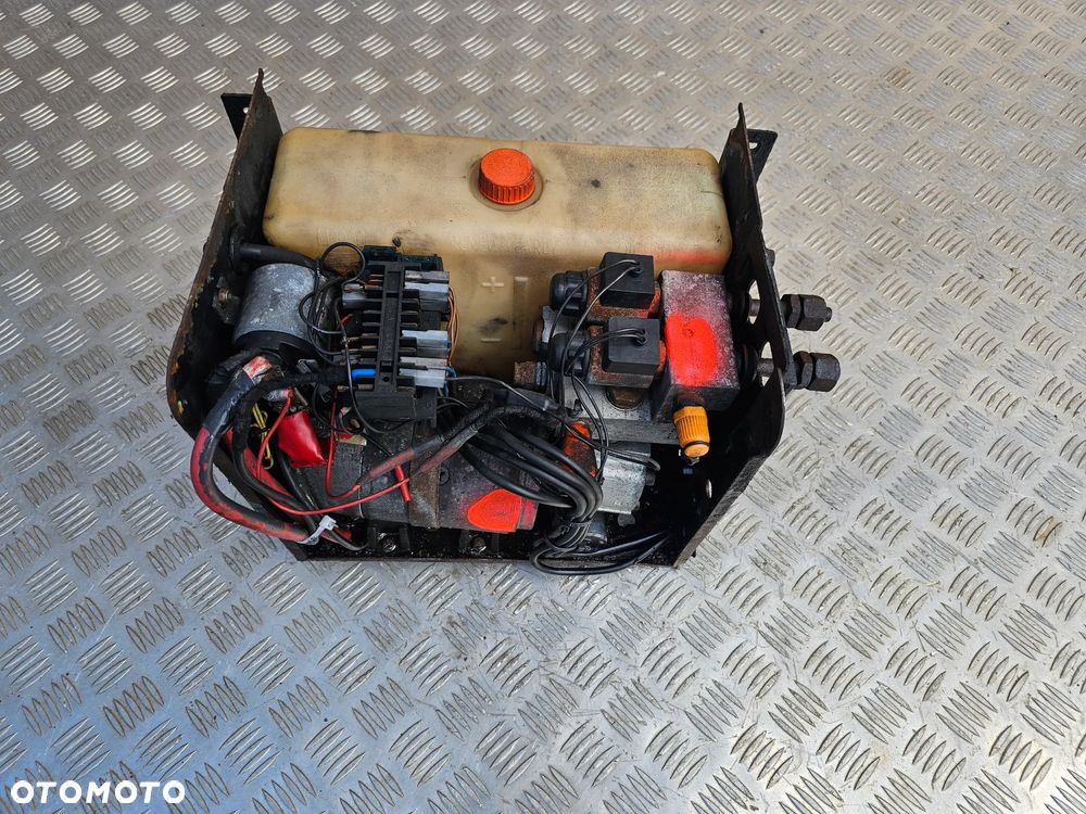 POMPA HYDRAULICZNA AGREGAT SILNIK WINDY DHOLLANDIA DHLM50, 11.212.958, 2.2 kW, 24V 1500 kg - 1