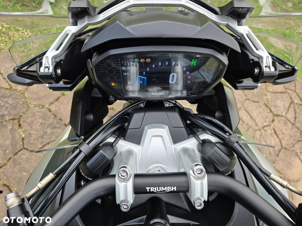 Triumph Tiger - 8