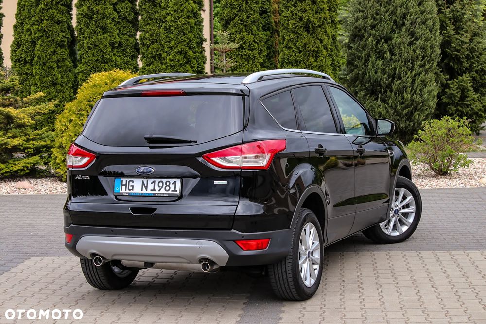 Ford Kuga 1.5 EcoBoost 2x4 Titanium - 14
