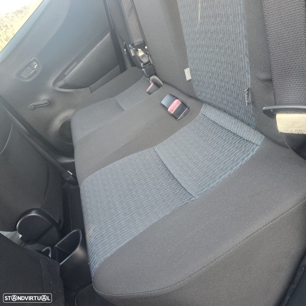 Toyota Yaris 1.0 VVT-i ACtive+AC - 9
