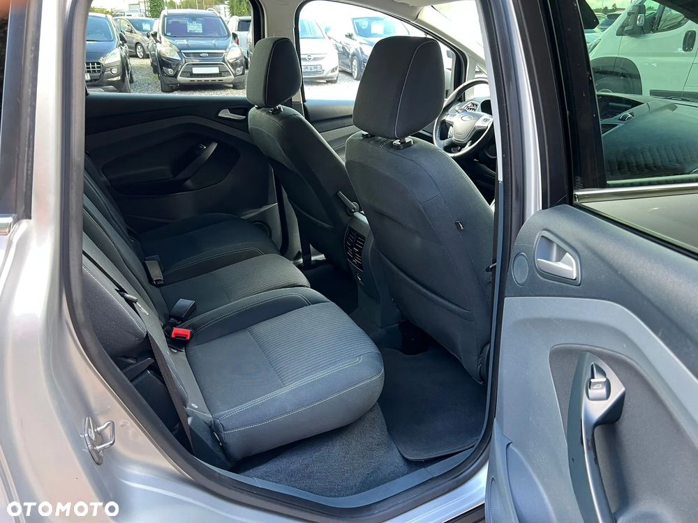 Ford C-MAX 2.0 TDCi Titanium MPS6 - 24