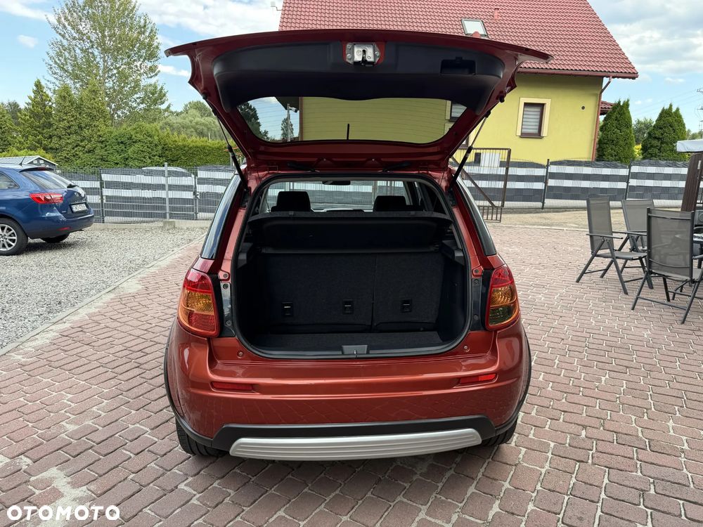 Suzuki SX4 1.6 GS / Premium - 35