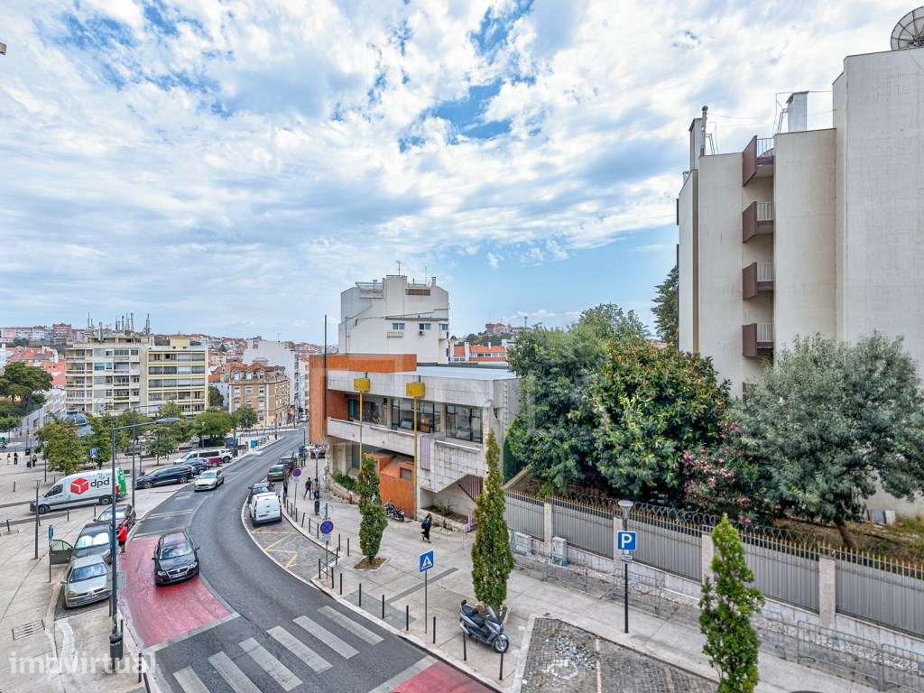 Apartamento T1, mobilado próximo ao Inst. Sup. Técnico - Grande imagem: 5/16