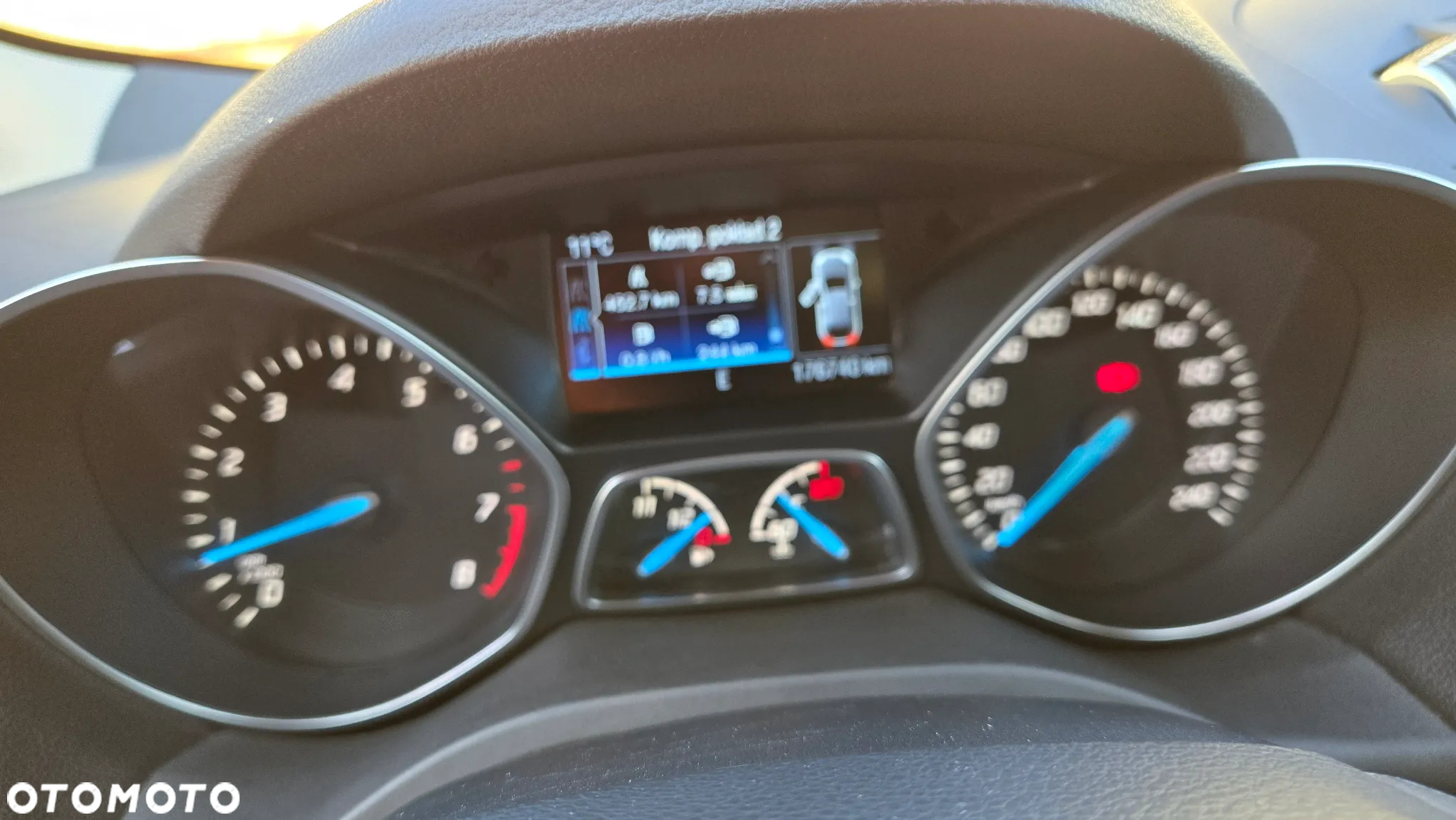Ford Kuga - 14