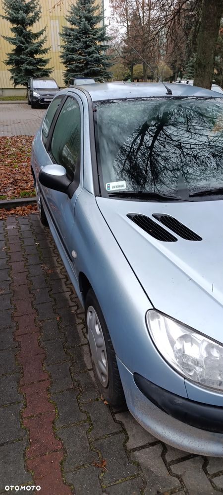 Peugeot 206 - 3