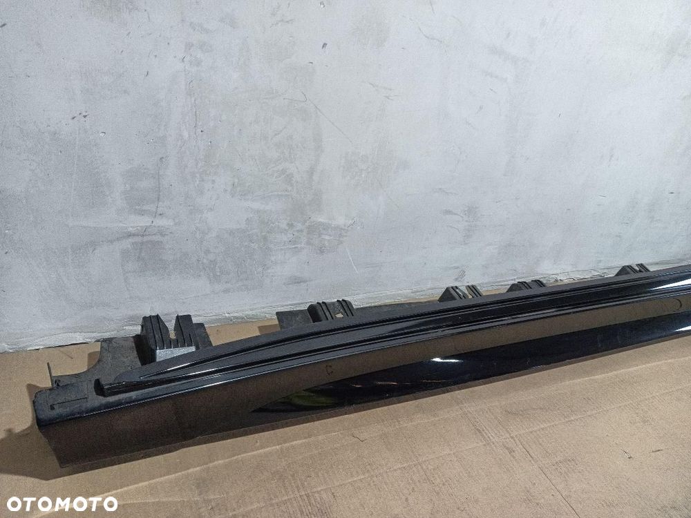 LISTWA PROGOWA PRAWA MERCEDES GLE W167 AMG A1676982301 - 2