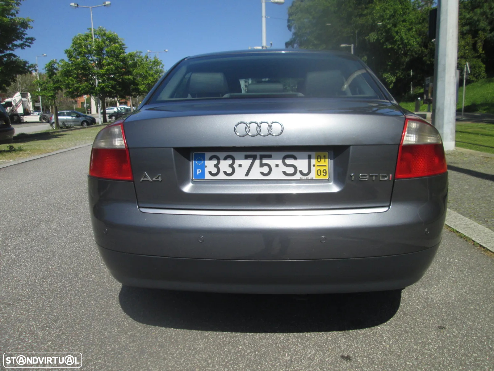 Audi A4 1.9 TDI m5 - 6