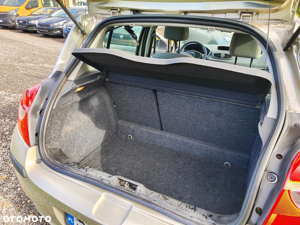 Renault Clio 1.2 16V Campus - 19