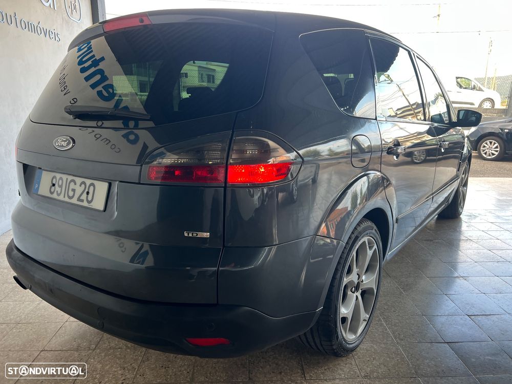Ford S-Max 1.8 TDCi Titanium 7L - 6