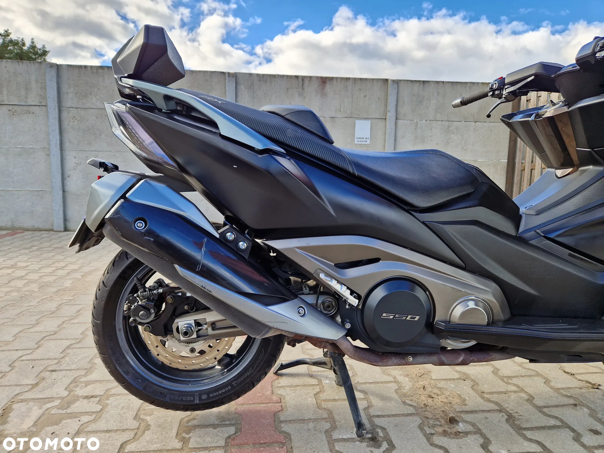 Kymco AK 550 - 28