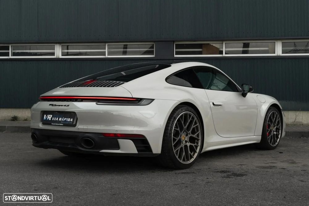 Porsche 911 (992) - 5