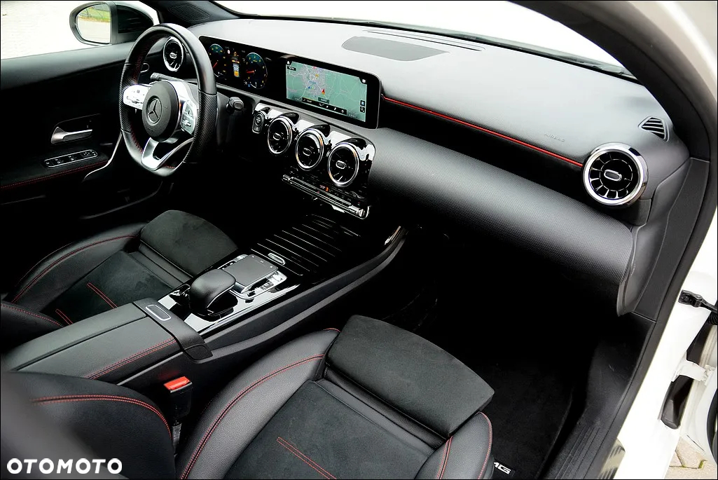 Mercedes-Benz Klasa A 200 7G-DCT AMG Line Advanced Plus - 25