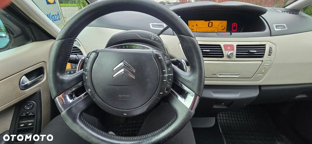 Citroën C4 Picasso - 13