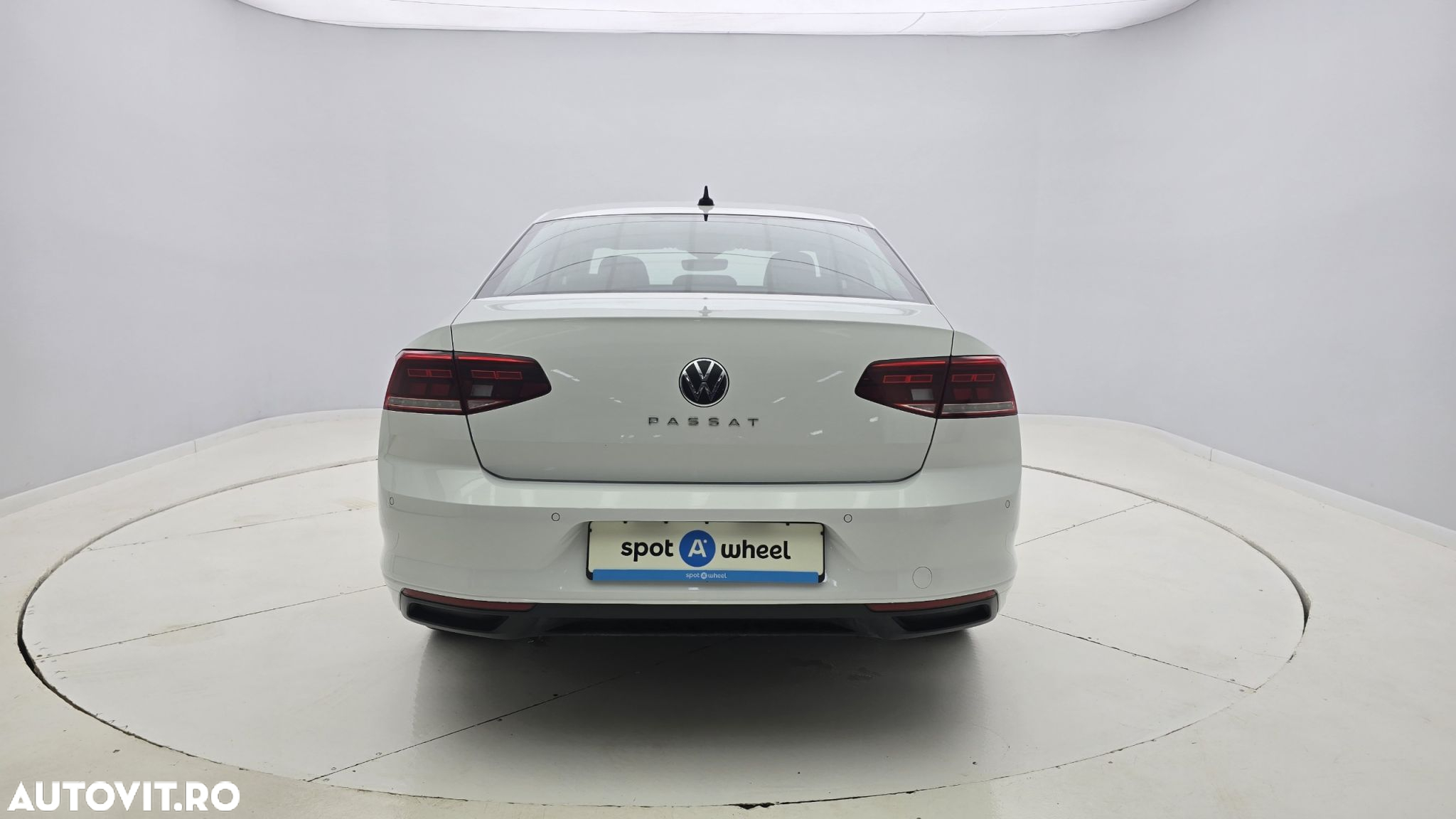 Volkswagen Passat 2.0 TDI DSG Comfortline - 7