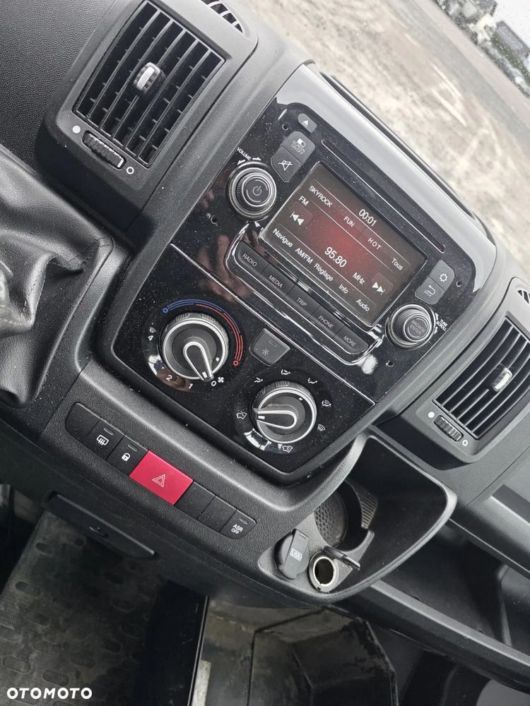 Fiat DUCATO - winda + kontener - długa rama - 12