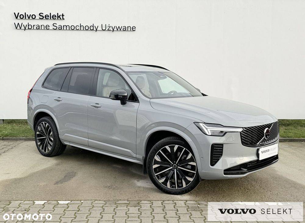 Volvo XC 90 - 7