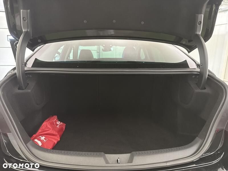 Renault Megane 1.3 TCe Intens EDC - 20