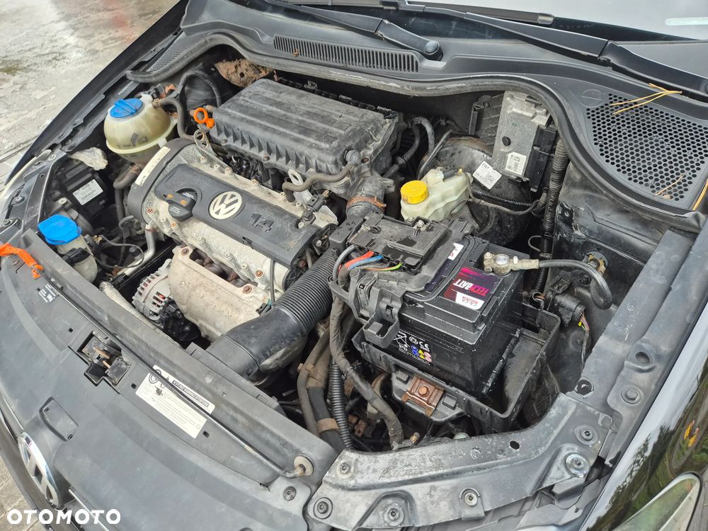 Volkswagen Polo 1.4 16V Comfortline - 40