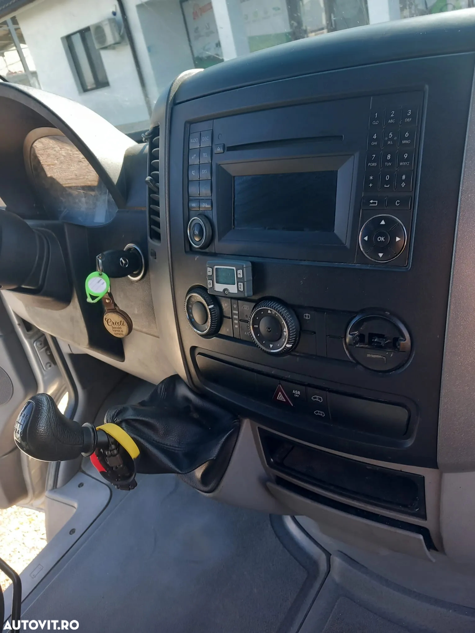 Mercedes-Benz Sprinter - 7