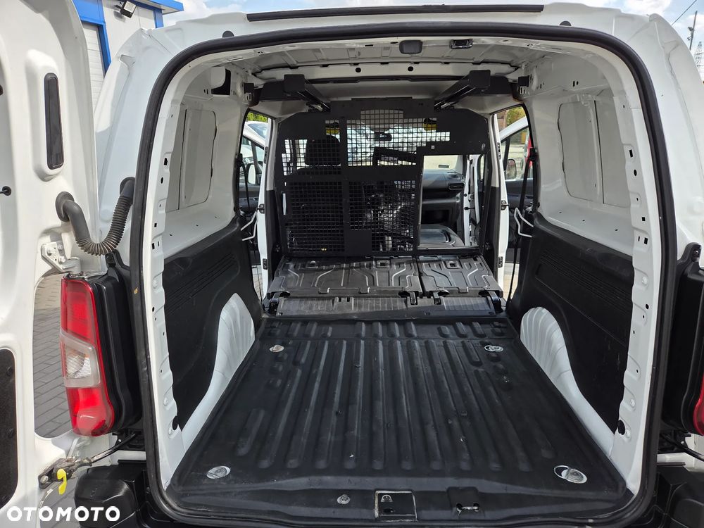 Toyota Proace City - 25