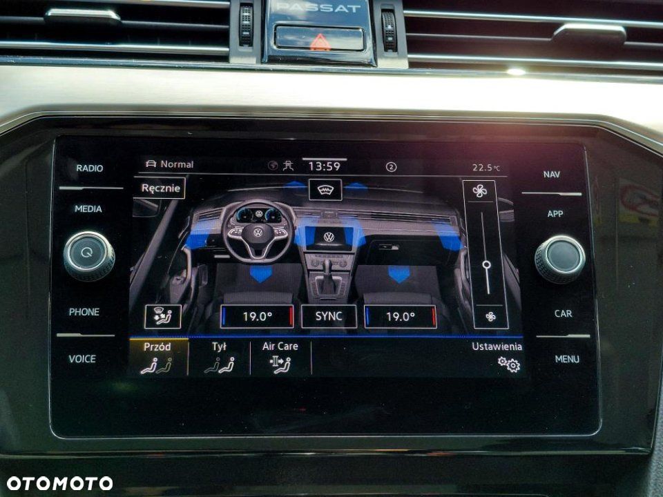 Volkswagen Passat - 30