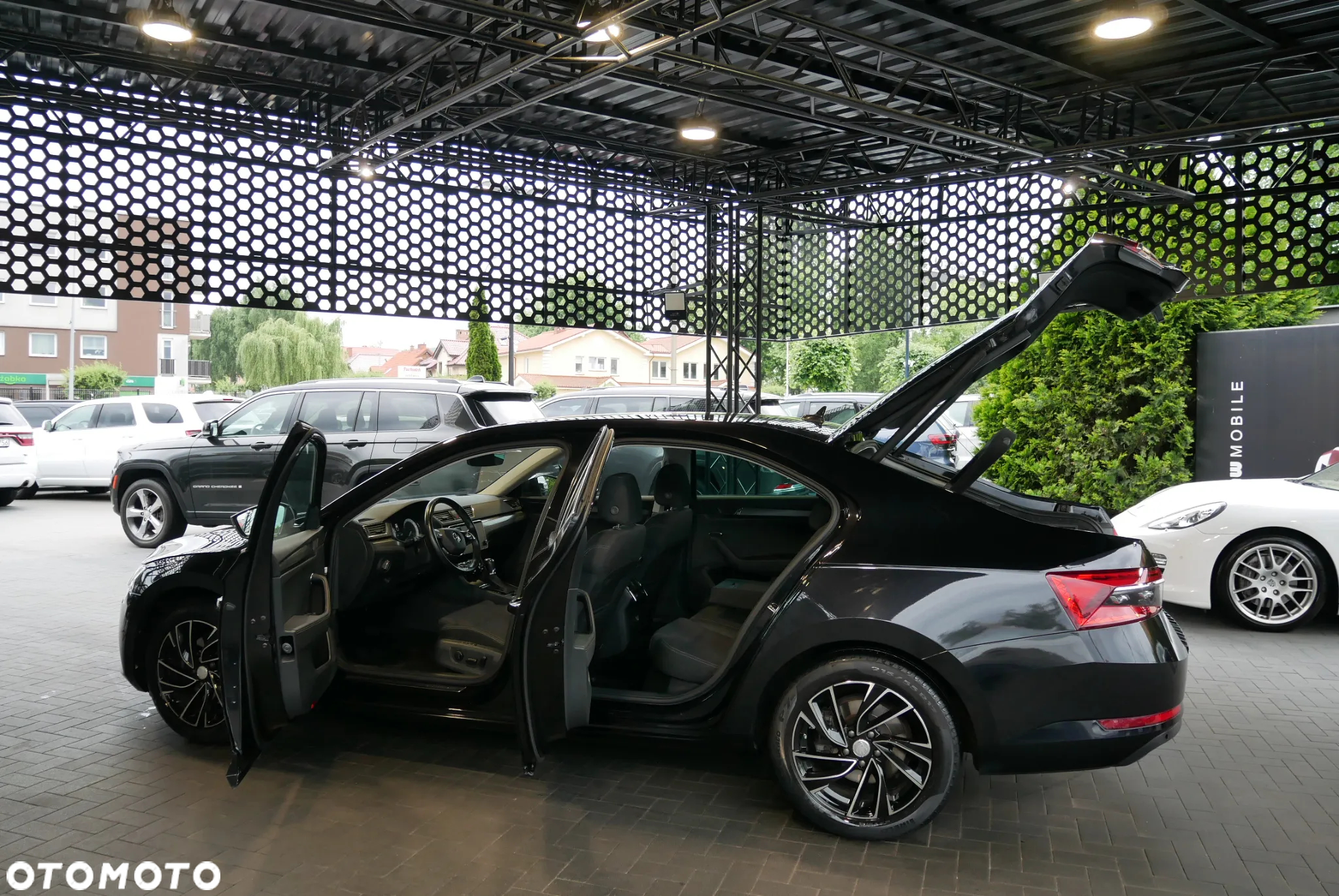 Skoda Superb 2.0 TDI DSG Style - 6