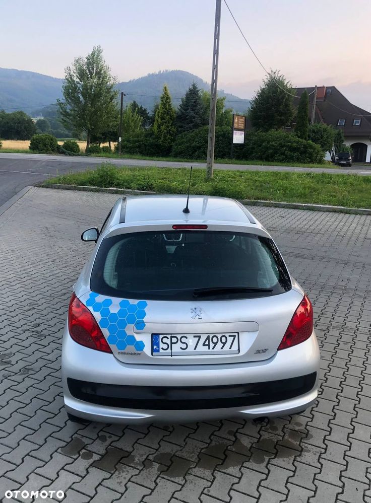 Peugeot 207 - 7