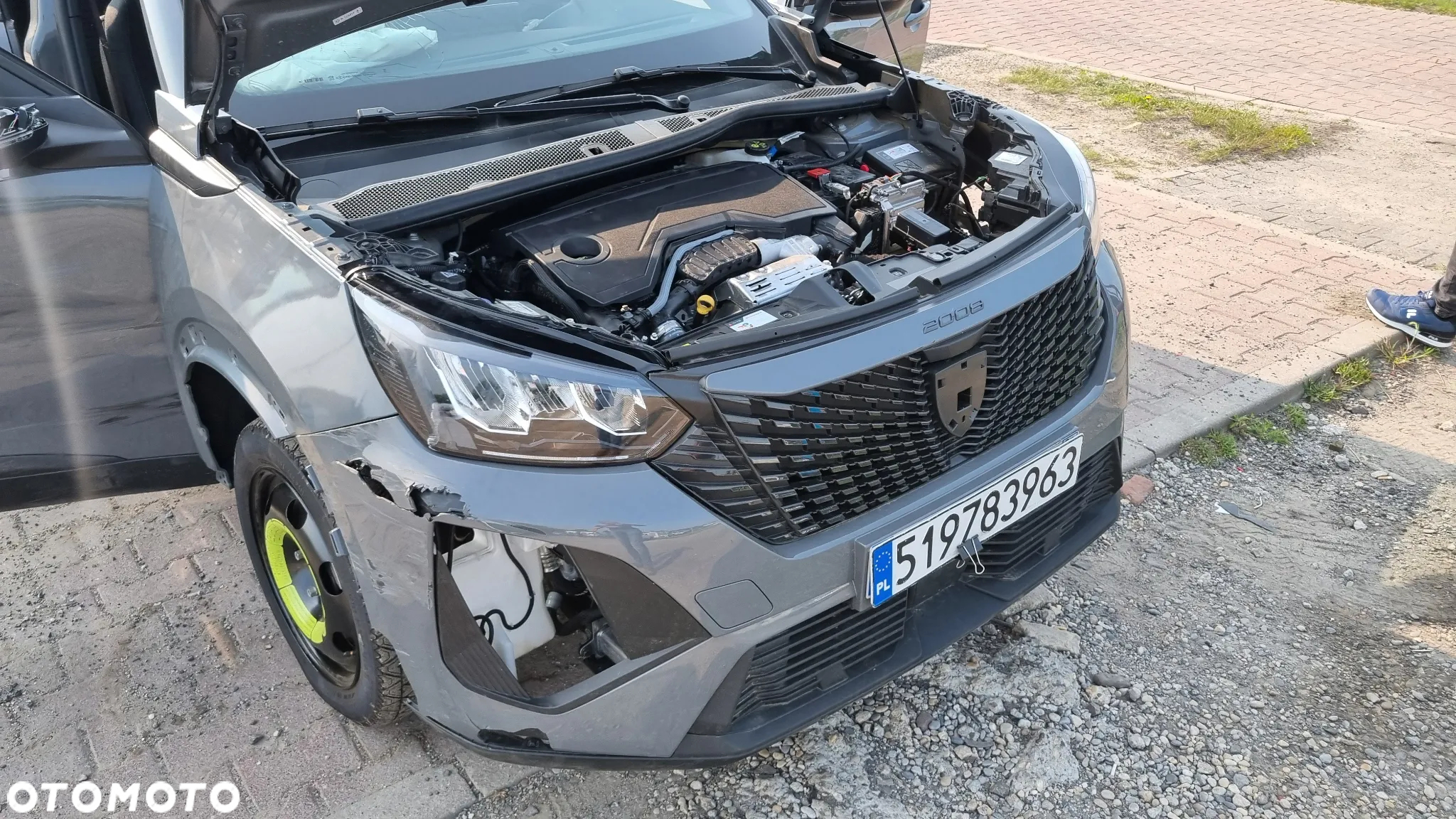 Peugeot 2008 PureTech mHEV Style e-DCS6 - 30