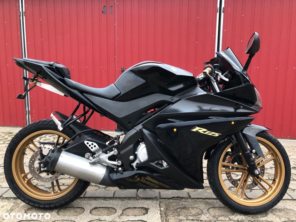 Yamaha YZF - 2