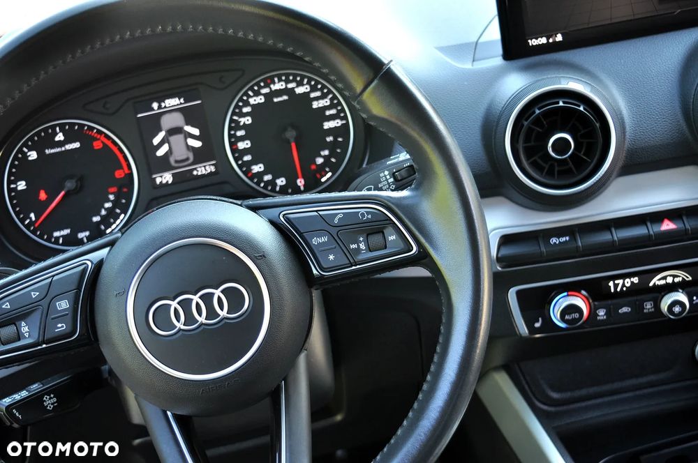 Audi Q2 35 TDI S tronic sport - 32