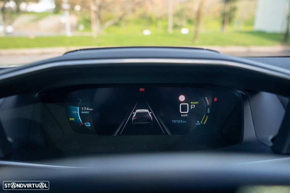 Peugeot e-2008 GT Pack - 13