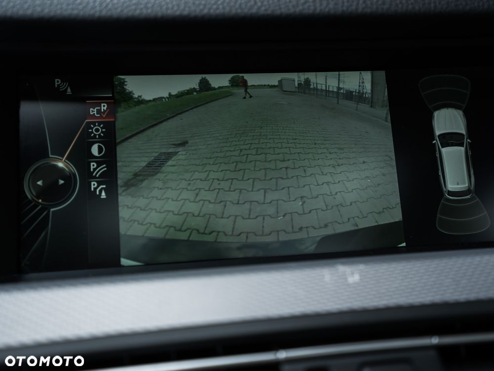 BMW Seria 5 520d M Sport Edition - 36