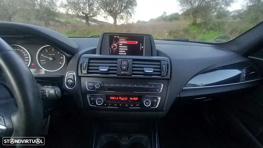 BMW 118 d Pack M - 35