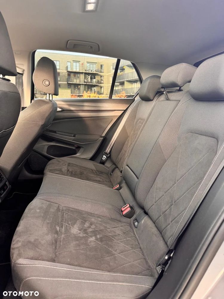 Volkswagen Golf - 13