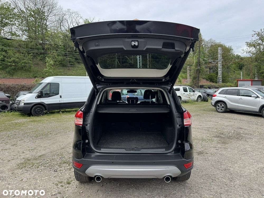 Ford Kuga - 37