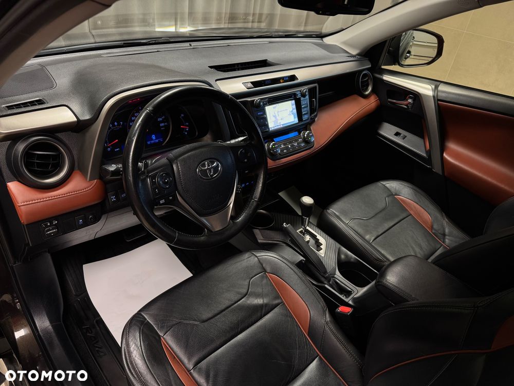 Toyota RAV4 - 5