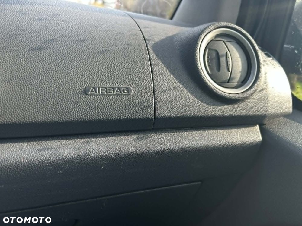 Ford Connect Tourneo - 23